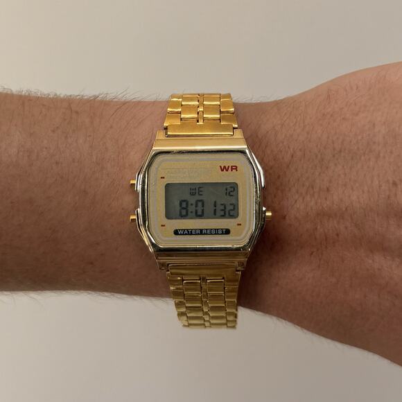 Casio Digital Watch Gold Accents Unisex Retro Y2K Style Quartz New - Picture 1 of 9